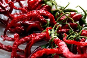 PIMENT DE CAYENNE - remedes naturels lendemain de fetes gueule de bois - épices du monde